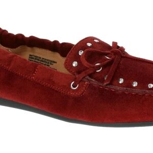 Time and Tru Women's Burgundy Suede Moccasins
